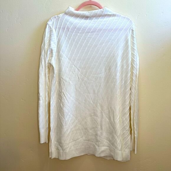 Vince Camuto Antique White Mock Neck Sweater Size Medium NWT - Picture 2 of 9